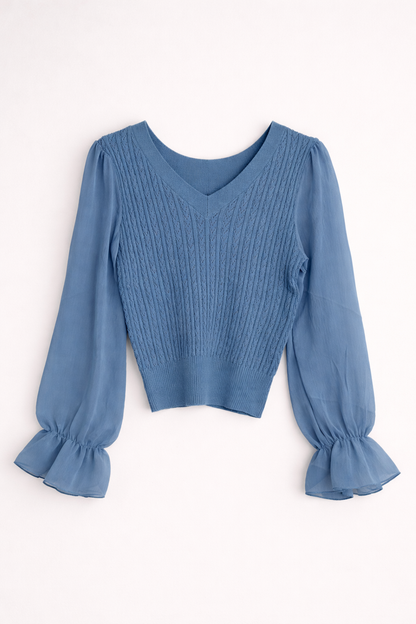 Textured V-neck knit blouse