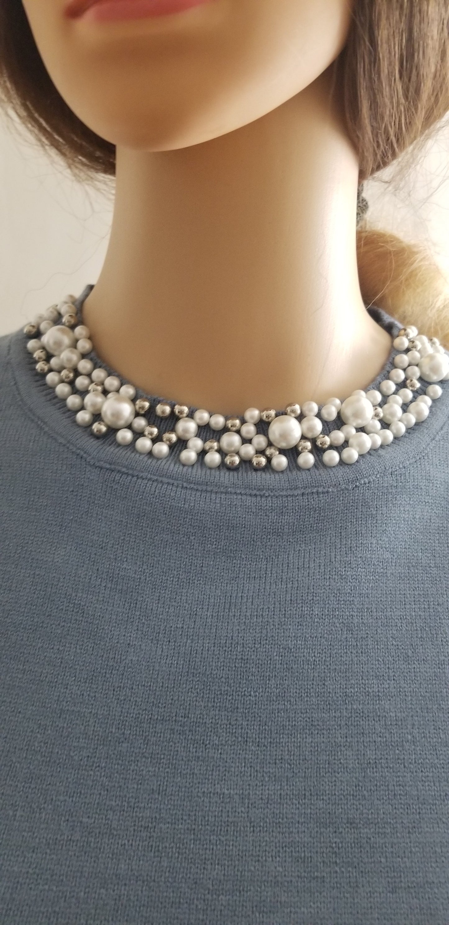 Women's Pearl Detail Long-Sleeve Knit Blouse