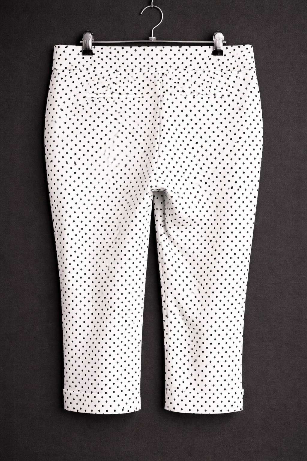 Chico’s White Polka Dot Capri Pants Women’s 3/4 Stretch Slim Fit Chic
