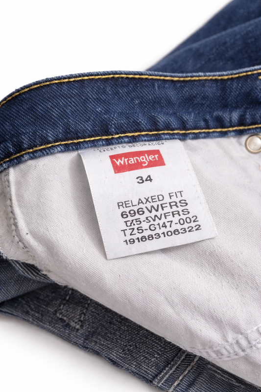 Wrangler Men’s Denim Shorts – Relaxed Fit Size 34 Classic Blue