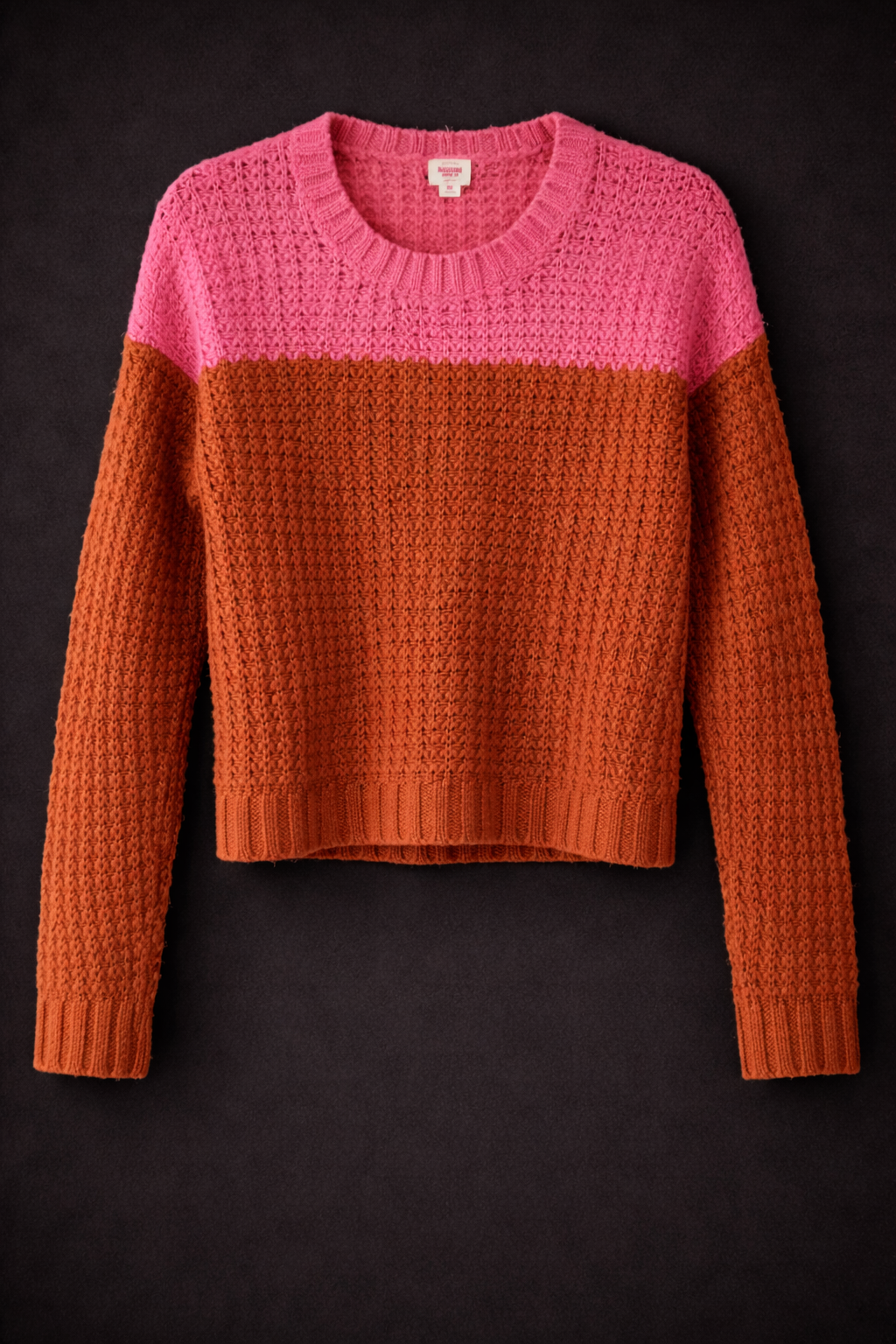Women’s Two-Tone Knit Sweater – Pink & Rust Cropped Long Sleeve Cozy Pullover